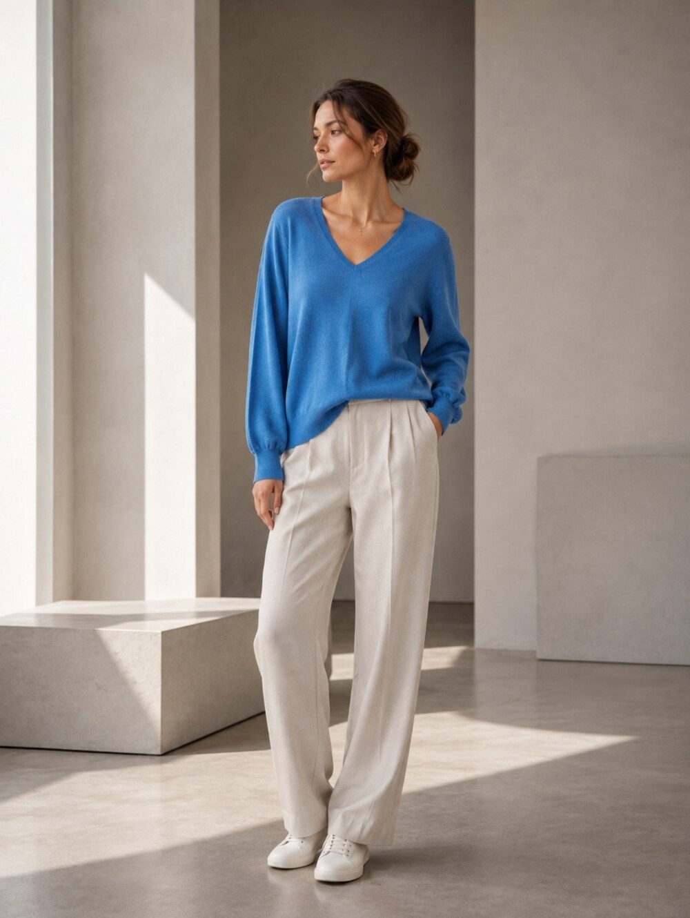 ICHI Women's Knit Sweater MEDIUM Blue V-Neck‎ Lightweight IHALPA LS5 20110979